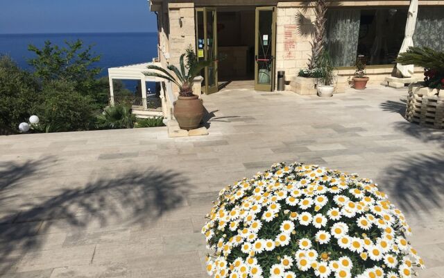 Отель CapoSperone Resort Италия, Пальми - отзывы, цены и фото номеров - забронировать отель CapoSperone Resort онлайн вид на фасад