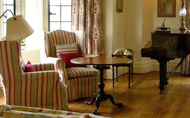 Llangoed Hall