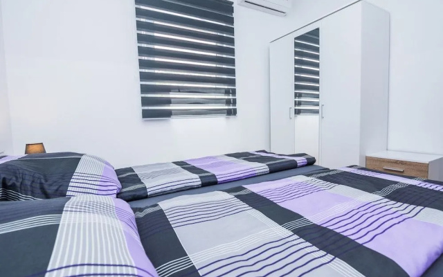 Apartments Skundric