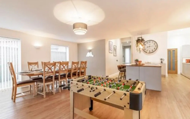 Host Stay Crimond House