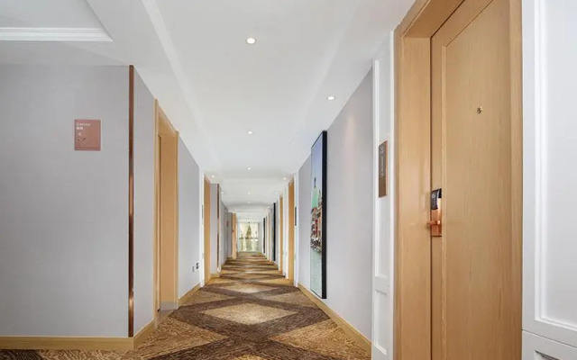 Vienna Hotel Guangxi Baise Xilin County Juting Cultural Arts Center