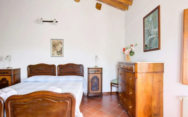 Apartment in Peccioli With Pool and Wine Tasting