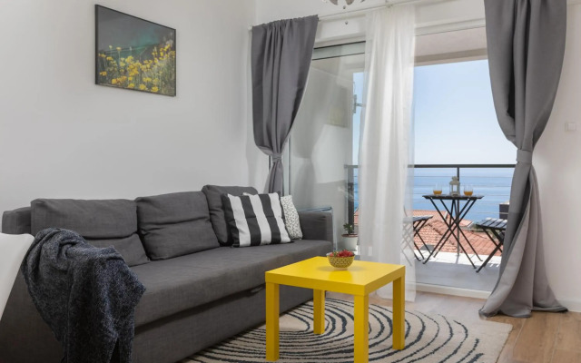Apartments Left & Right with jacuzzi, 4 stars