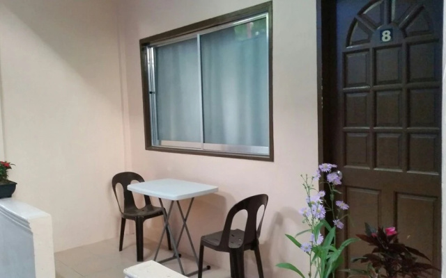 Daffy's Place