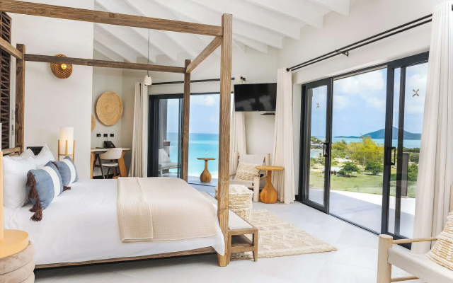 Tamarind Hills Resort & Villas