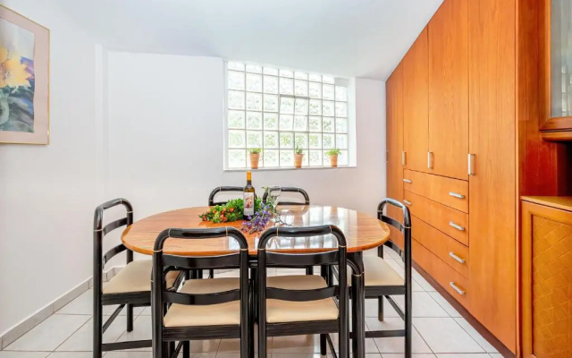 Esencia Suites