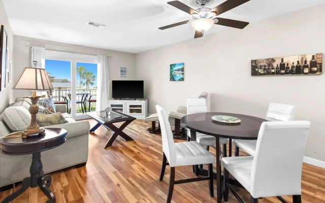 Tradewinds Condominium #25