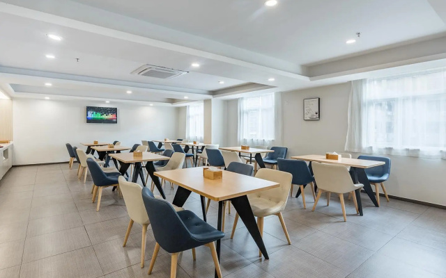 Hanting Hotel Shenzhen Huaqiang Bei Metro Station