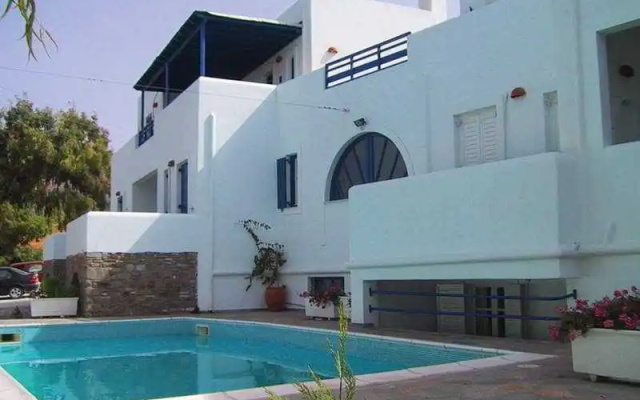 Summer View Apartments