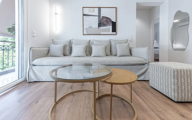 Phaedrus Living: Prosperity Residences Paradise