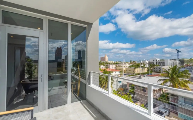 VHC Luxury Apartments 538-401