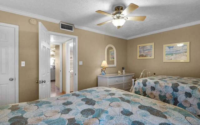 111 The Shores