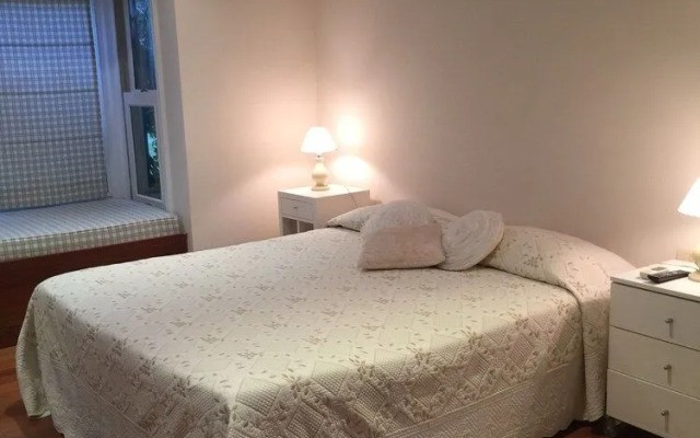 Casa de Huespedes El Trebol Bed & Breakfast