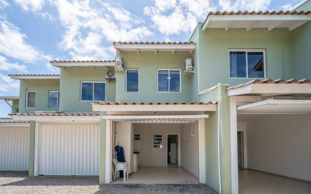 Frente ao mar - Residencial Guilhermina - Casa 08