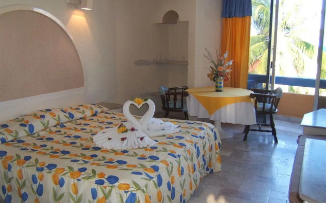 Costa Sol Hotel & Villas