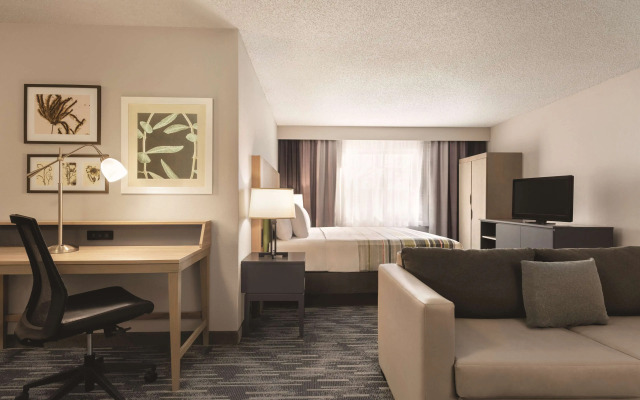 Country Inn & Suites by Radisson, Northfield, MN