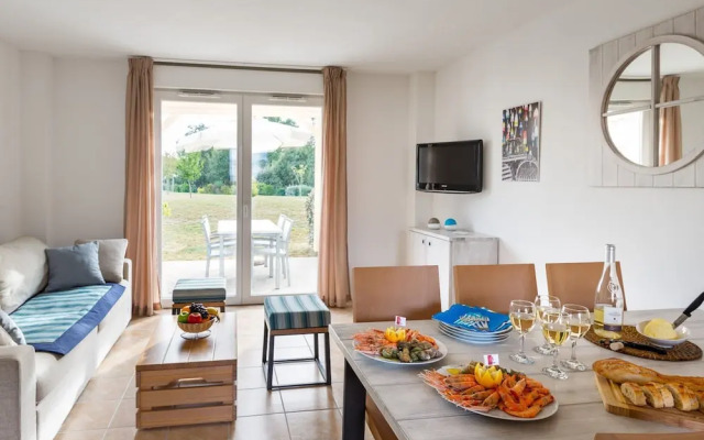 Well-kept Apartment, With Dishwasher, 7 km. From the Beach