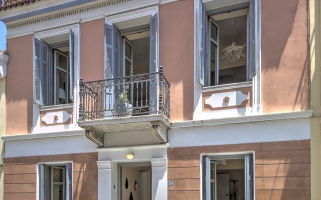 Отель Aria Plaka Residence Афины вид на фасад
