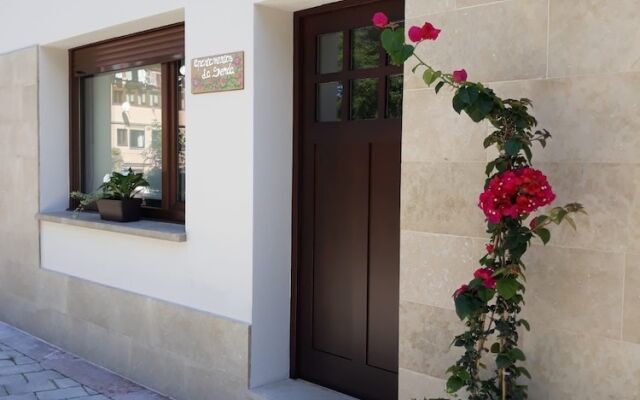 Отель Apartamentos La Senda de Llanes вид на фасад