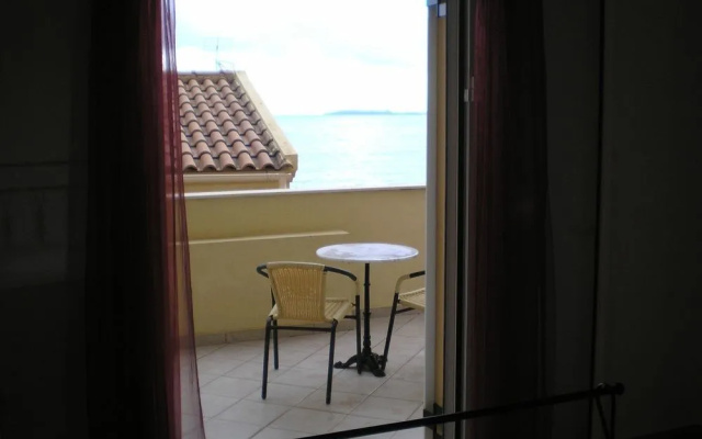 Oceanis Martiblue Apartments
