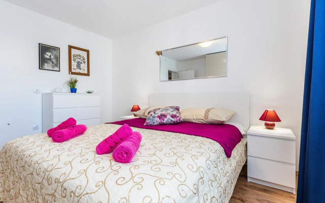 Amazing Home in Vodice With Wifi and 3 Bedrooms
