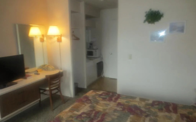 Down Towner Inn