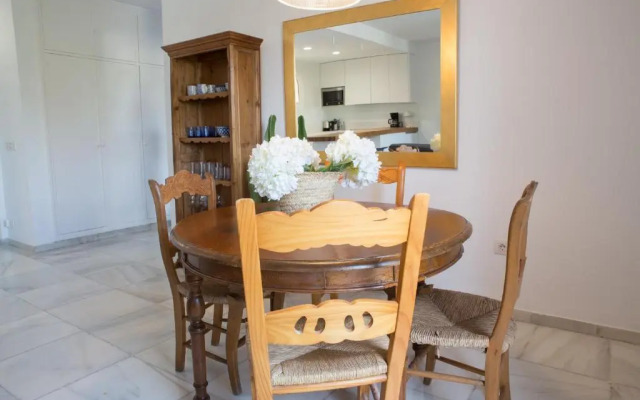Expo Apartment Golden Mile – 5 min walk to beach