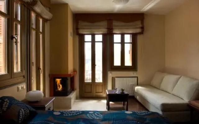 Rentinia Inn