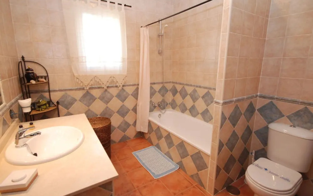 Villa in Mijas With Private Pool