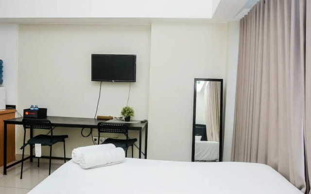 Comfy Studio at The Springlake Summarecon Apartment