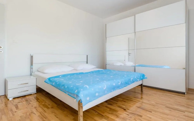Apartment Gomilica