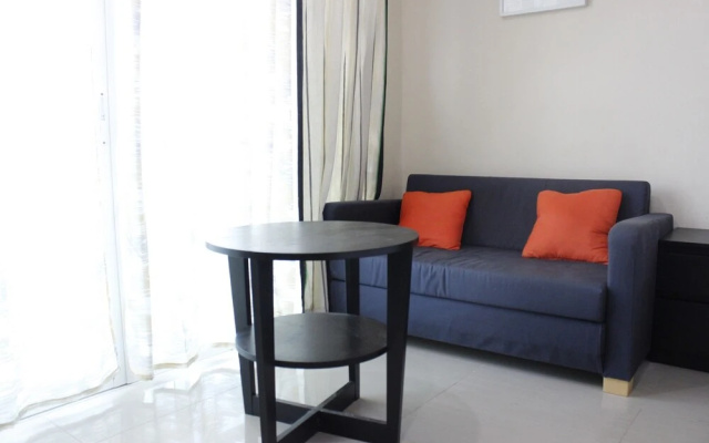 Strategic Studio Room Tamansari La Grande Apartment