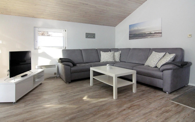 Einladendes Ferienhaus in Huenning
