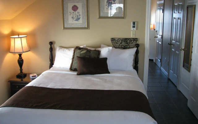 Fundy Complex Dockside Suites