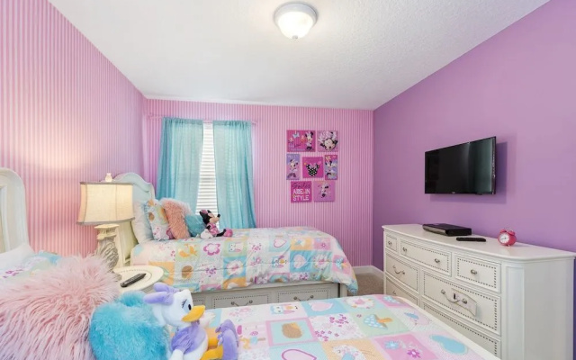 Storey Lake - 4784 Kings Castle Circle