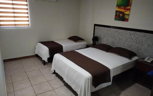 Hostal Ejecutivo Las America