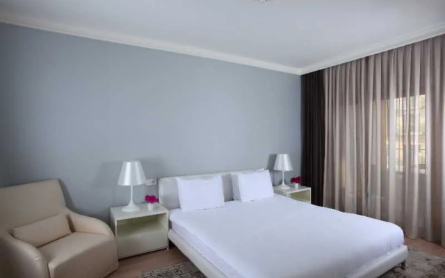 Sundance Residences & Suites