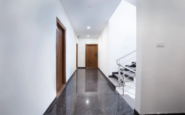 Treebo Galaxy Kings Suites, Hebbal