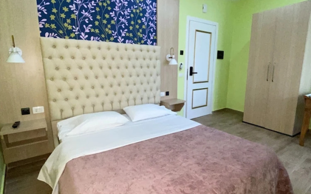 Pilo Lala Hotel