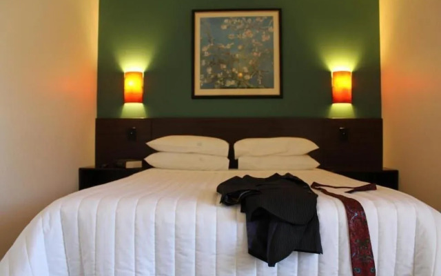 Whale Motor Inn