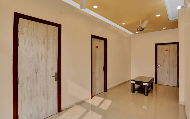 Hotel O by OYO Expo View Near PVR Ansal Plaza Greater Noida