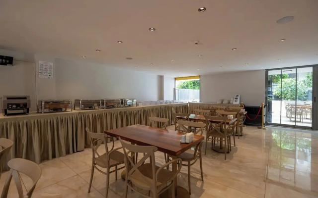Fi̇fty5 Sui̇te Otel
