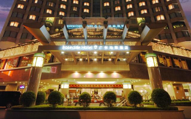 Rosedale Hotel and Suites Guangzhou вид на фасад