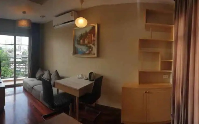 Greenview Ekkamai10 Suite