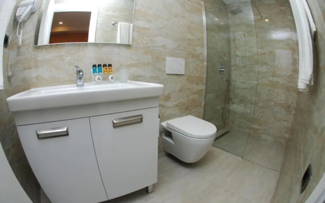 Hotel Renato