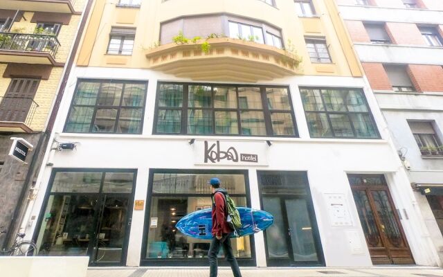 Отель Koba Hostel Испания, Сан-Себастьян - отзывы, цены и фото номеров - забронировать отель Koba Hostel онлайн вид на фасад