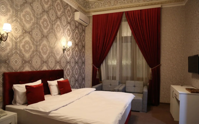Nizami Apartment
