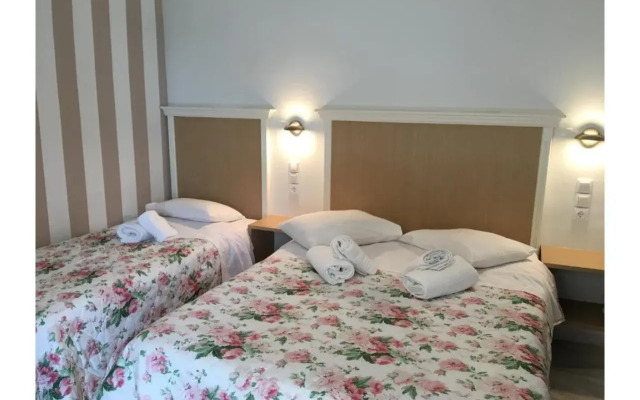 Avra Hotel