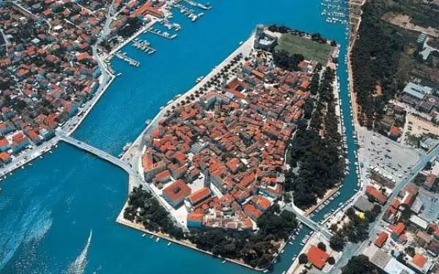 Apartments Darko
