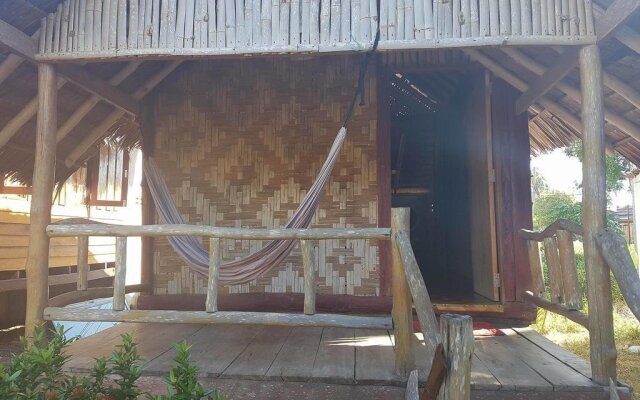 Отель Mama Klong Khong Bungalow Ланта вид на фасад